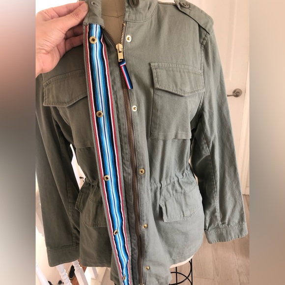 Tommy Hilfiger utility jacket. - Picture 8 of 10